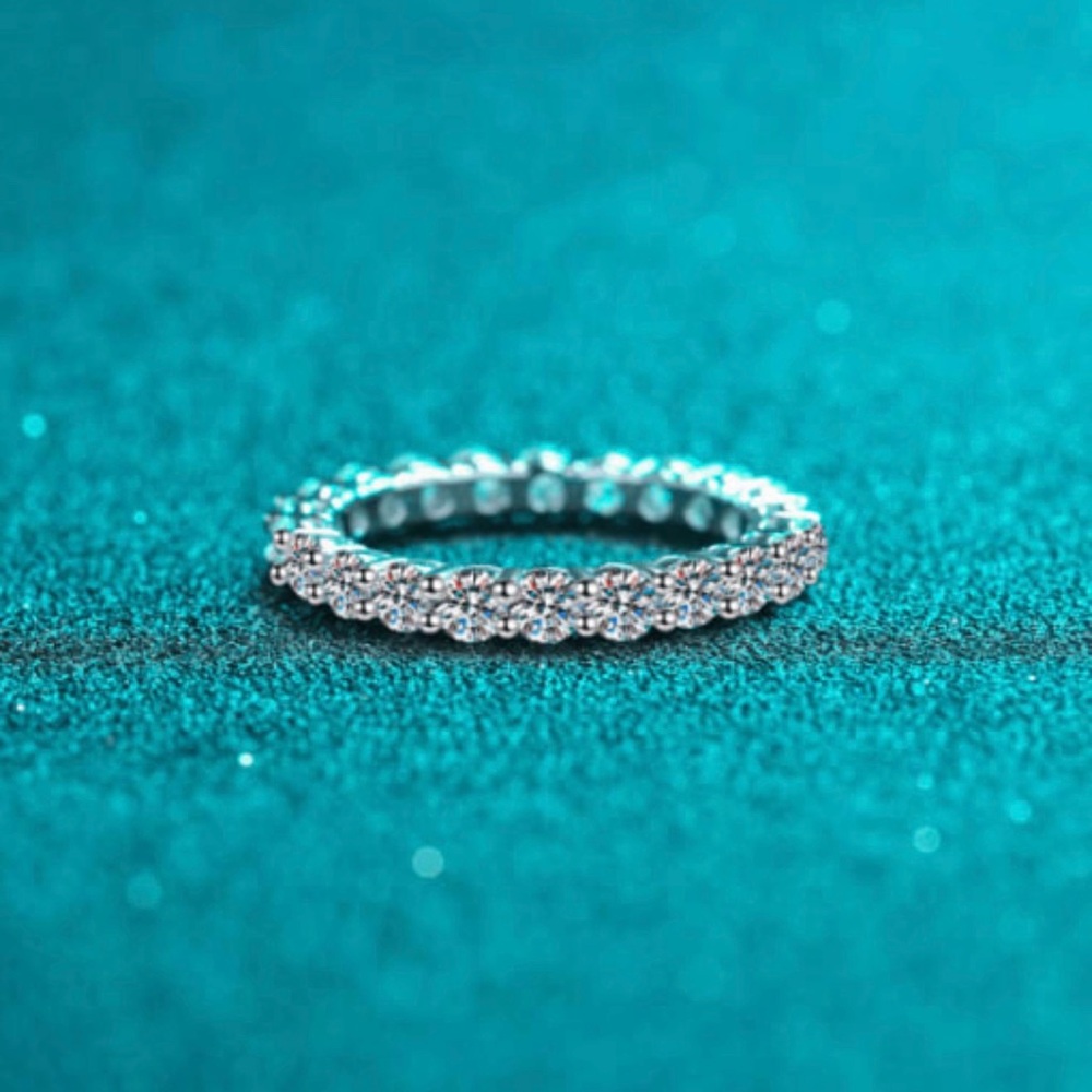 925 Sterling Silver Moissanite Classic Band Ring